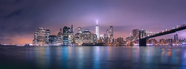 Ponte di Manhattan al tramonto, New York. — Foto Stock