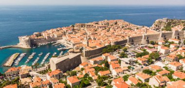 Hırvatistan 'ın Dubrovnik kentinde panoramik bir manzara.