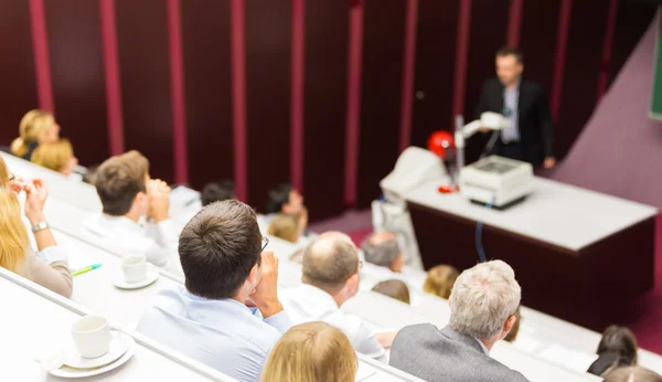 Palestra na universidade. — Fotografia de Stock