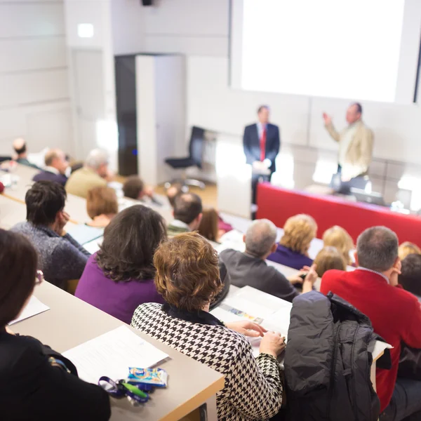 Speaker at Business Conference and Presentation. — Stock Photo, Image