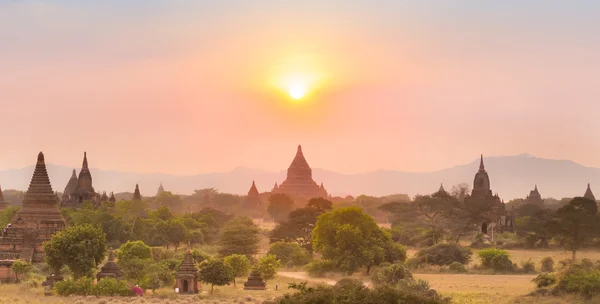 Tamples of Bagan, Birmania, Myanmar, Asia. — Foto de Stock