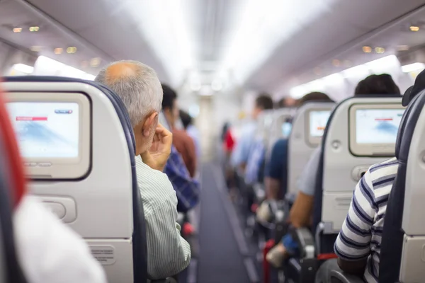 Passageiros no avião . — Fotografia de Stock