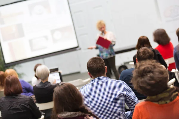 Woman lecturing at university. — Stock Photo, Image