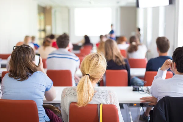 Lezing aan de universiteit. — Stockfoto