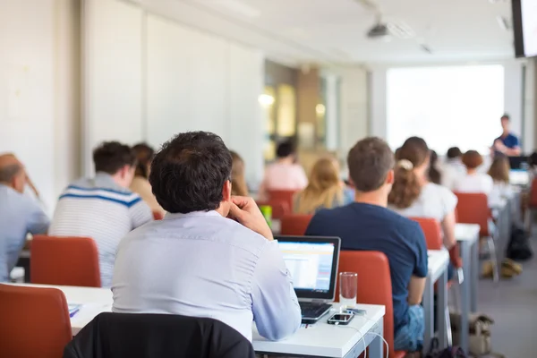 Lezing aan de universiteit. — Stockfoto