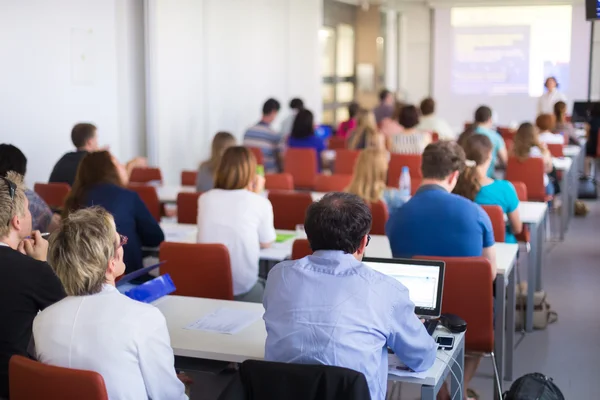 Lezing aan de universiteit. — Stockfoto