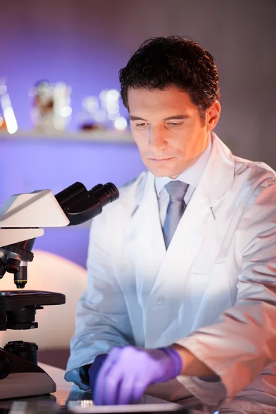 Portrait d'un professionnel de la santé hélicoïdale. — Photo