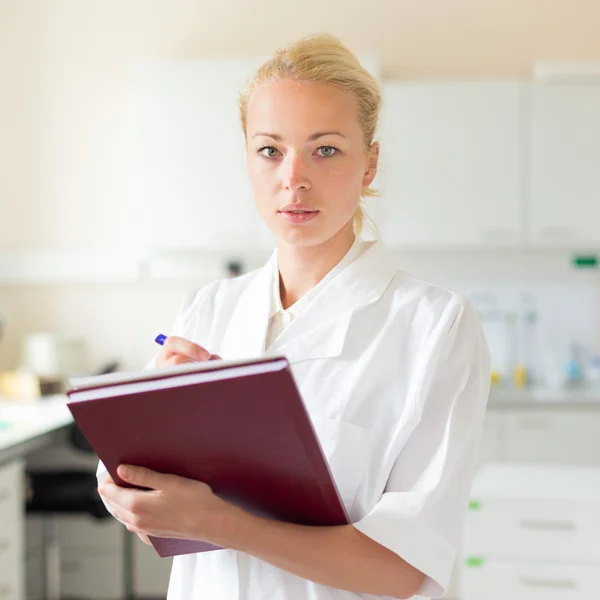 Portrait of a helth care professional. — Stock Photo, Image