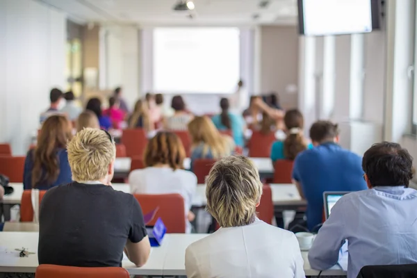 Palestra na universidade. — Fotografia de Stock