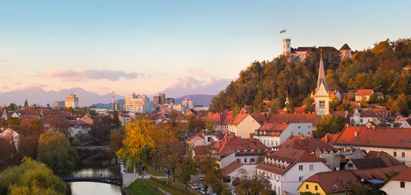 Panorama de Liubliana, Eslovénia, Europa . — Fotografia de Stock