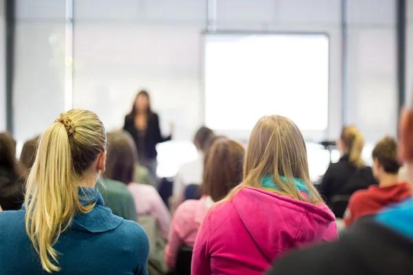 Föreläsning vid universitetet. — Stockfoto