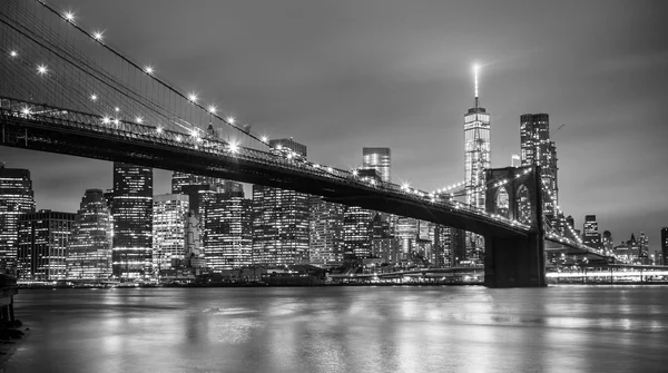 Pont de Brooklyn au crépuscule, New York. — Photo