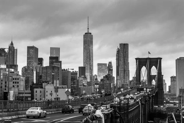 Ponte de Brooklyn ao entardecer, Nova Iorque. — Fotografia de Stock