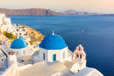 Santorini Adası 'ndaki Oia Köyü, Yunanistan.