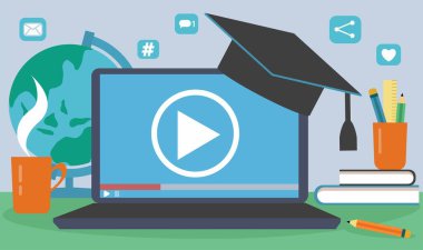 Ders kaydı. Online eğitim. Düz stil. İç mekan, mezun şapkası, küre, kahve fincanı, defter, kitaplar, kalemler..