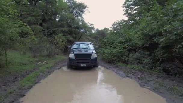 Ford F-150 Off Road Conducción — Vídeo de stock