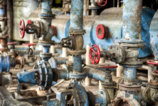 Old  valves in conlonial style sugar factory in Gondang, Indonesia — Stock Photo, Image