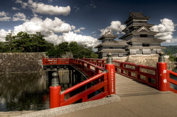 Castelo de Matsumoto com céu azul, Japão — Fotografia de Stock