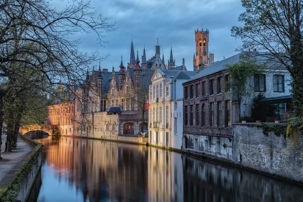Brugge a cidade romântica à noite — Fotografia de Stock