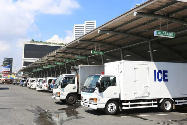 MANILA - 17 MAI : Noms des gares routières des destinations le 17, 2 mai — Photo