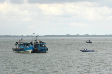 balıkçı teknesi patlamalar