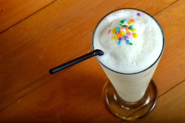 Vanilla milkshake drink — Stok Foto