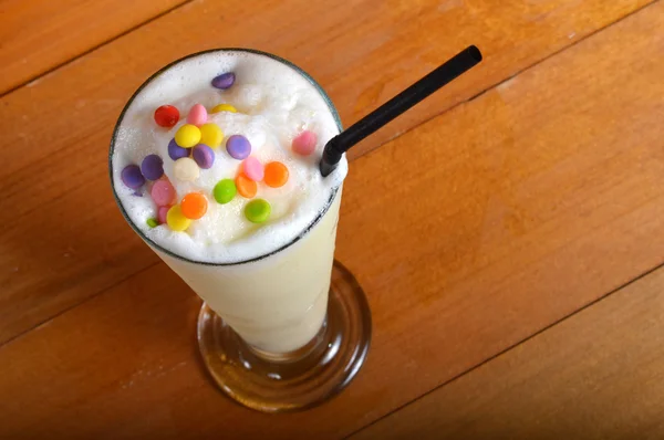 Minuman milkshake mangga — Stok Foto