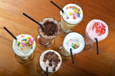 milkshake içki altı tür