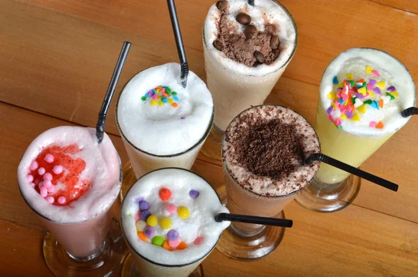 Zes soorten milkshake drankje — Stockfoto