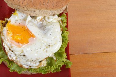 Karabiber ile Burger