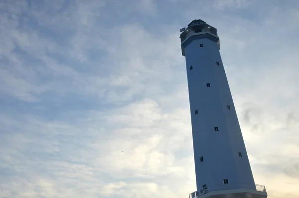 Tanjung Batu Tarakan灯塔的白色塔 印度尼西亚 — 图库照片