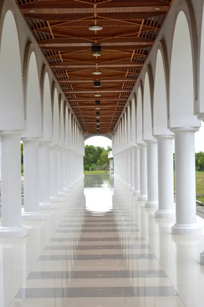 Corredor Mezquita Hidayaturrahman Centro Islámico Nunukan Indonesia — Foto de Stock