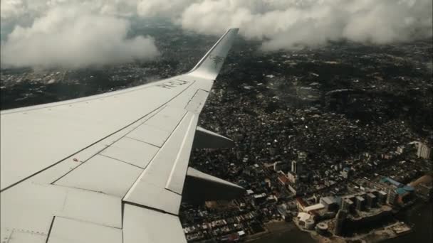 Balikpapan Indonesia August 2016 Вид Вікна Balikpapan City Plane Видно — стокове відео