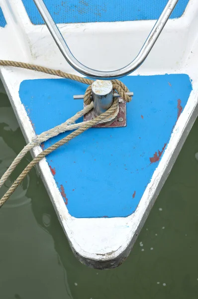 Mooring Upstream Speedboat — Stock Photo, Image