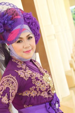 Güzel bir müslüman kadının portresi.