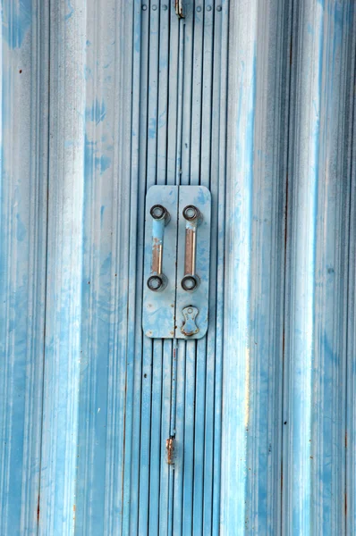 Porta de ferro — Fotografia de Stock