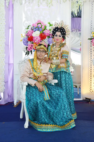 Casais nupciais indonésios — Fotografia de Stock