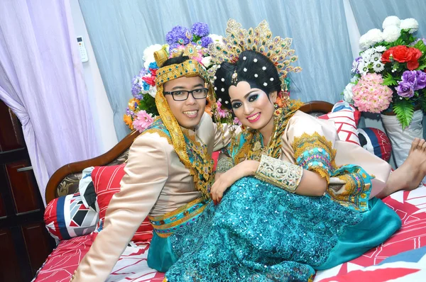 Indonesia novias parejas Imagen de stock