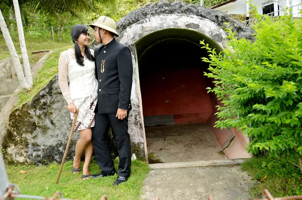 Indonesiska brudpar prewedding photoshoot — Stockfoto