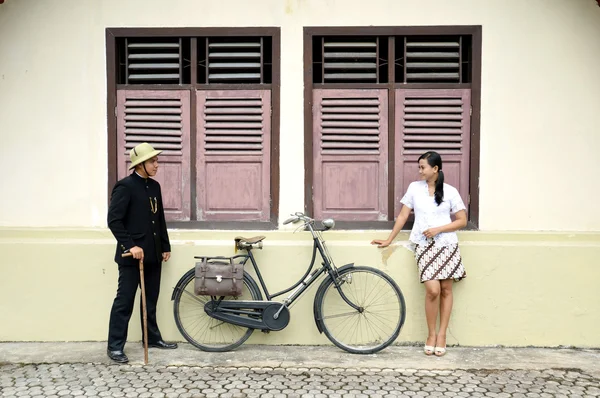 インドネシアのブライダル カップルが写真撮影を prewedding — ストック写真