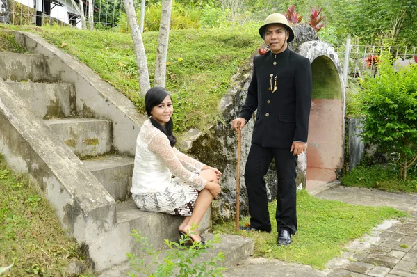 Indonesiska brudpar prewedding photoshoot — Stockfoto
