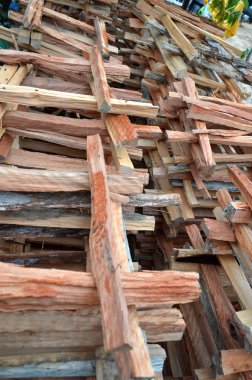 yığın odun yığını