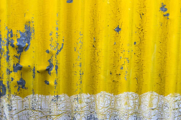 Vecchio sfondo parete di zinco giallo — Foto Stock