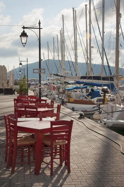 Lefkas hamn café — Stockfoto