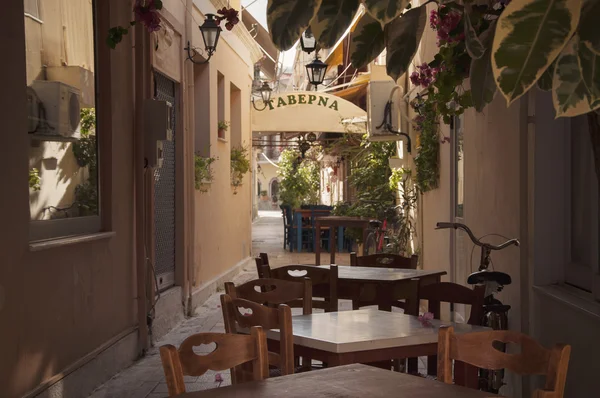 Lefkada sokak taverna