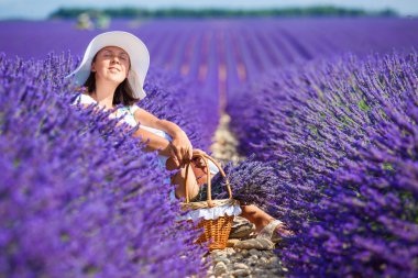 Kadın lavanta alanları