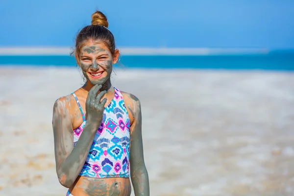 Chica en el Mar Muerto, Israel. —  Fotos de Stock