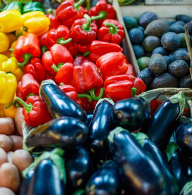 Sebze çiftçilere piyasa