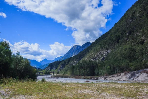 Kilátás nyílik a dolomit-hegység — Stock Fotó