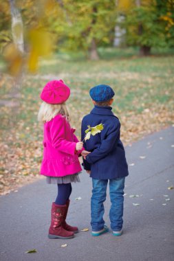 mutlu çocuklar sonbahar Park